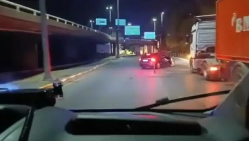 İstanbul'da Kaçakçılıkla Mücadelede Büyük Başarı: 36 Milyon TL'lik Malzeme Ele Geçirildi