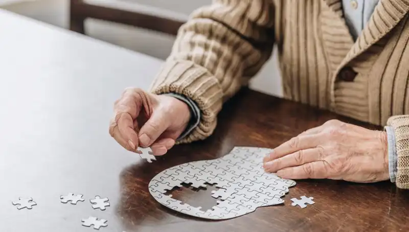 Demans Riskini Azaltmanın Yolları: Hafızanızı Güçlendiren 4 İpucu