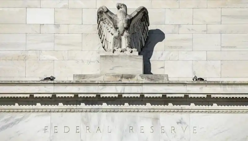 Fed'in Faiz Kararı: 2025'te Beklentiler ve Olası Senaryolar