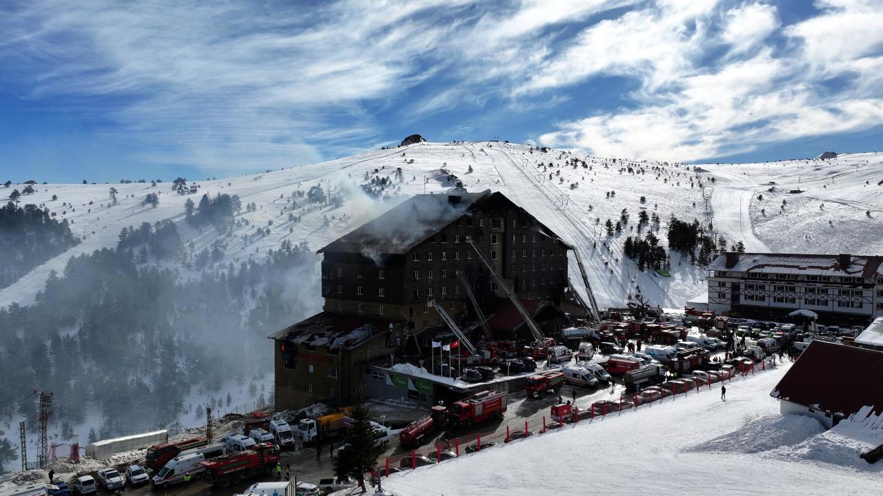 Bolu Belediyesi, Yangında Yıkılan Otele Verdiği Uygunluk Belgesiyle Gündemde