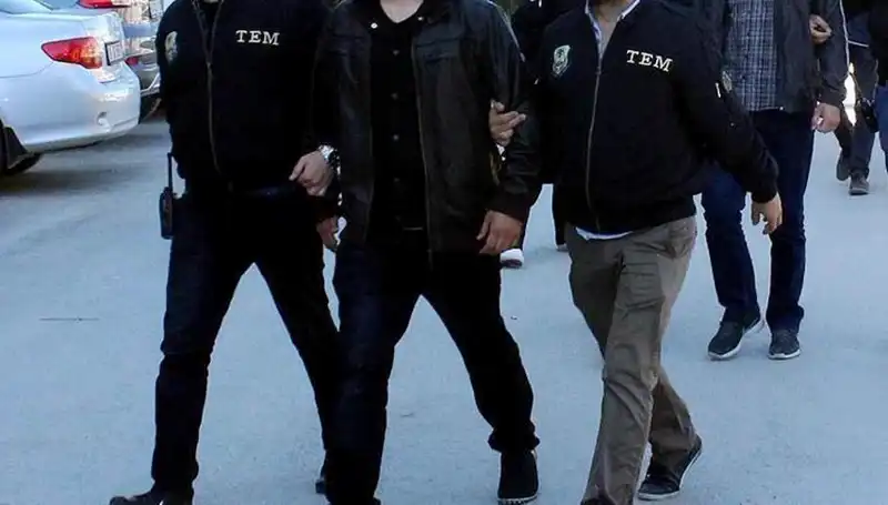 İstanbul'da Terör Operasyonu: 14 Gözaltıyla Büyük Darbe