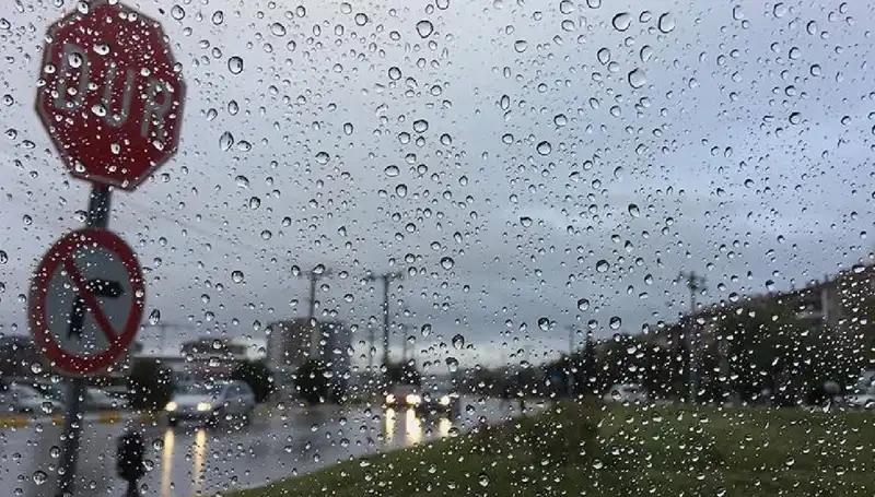 Meteoroloji 20 İlde Hava Değişikliği Uyardı: Sağanak Yağış ve Soğuk Hava Geldi!