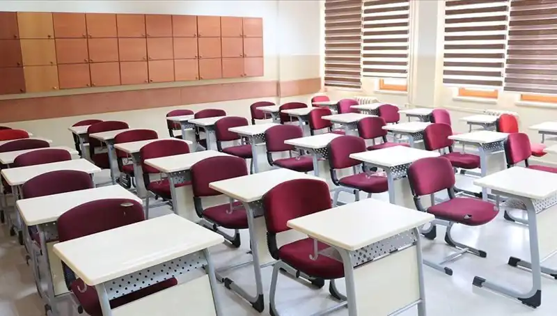 MEB, Dokuz Özel Okulun Ruhsatını İptal Etti: Eğitimde Yeni Dönüşüm Mücadelesi