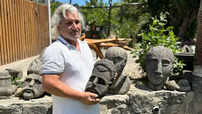 Sanatın Yeni Yüzü: Eserlerinden Çoğunu 3 Günde Yapıyor