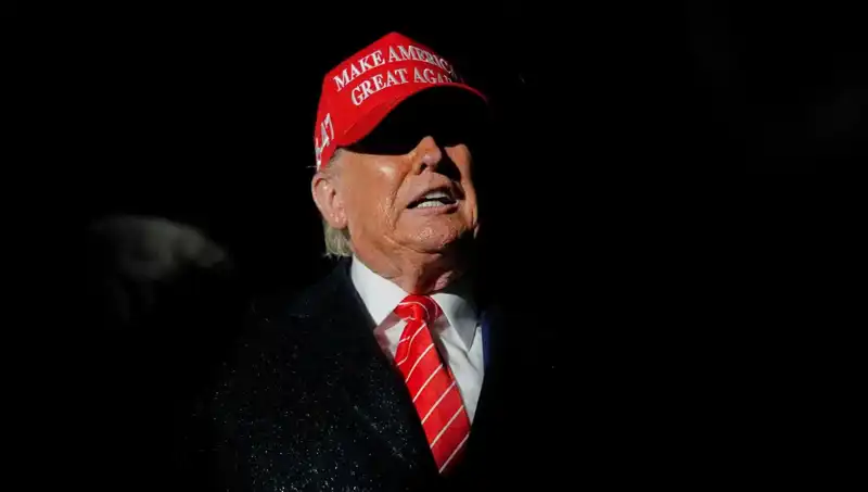 Yüksek Mahkeme’den Şok Karar: Trump Göçmenlerin Statüsünü İptal Edebilecek mi?