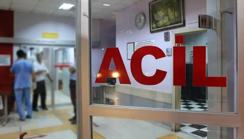 Burdur'da Bıçaklı Kavga: Caddelerde Dehşet Anları ve Bir Yaralı