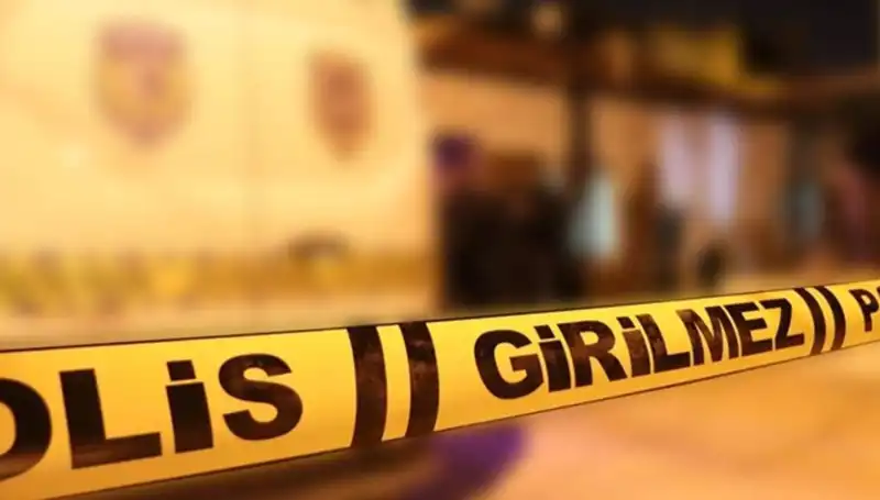 İzmir'de Aile İçinde Patlak Veren Kavga: 1 Çocuk ve 4 Yaralı