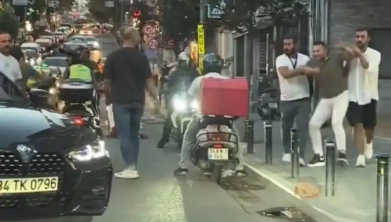 Nişantaşı’nda Sokakta Yer Alan Kargaşa: Kadın Saldırıya Uğradı!