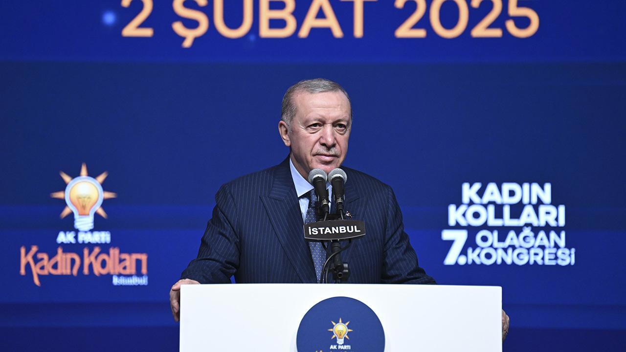 Cumhurbaşkanı Erdoğan: Muhalefetin Vatandaşın Sorunlarıyla İlgilenmemesi Eleştirisi