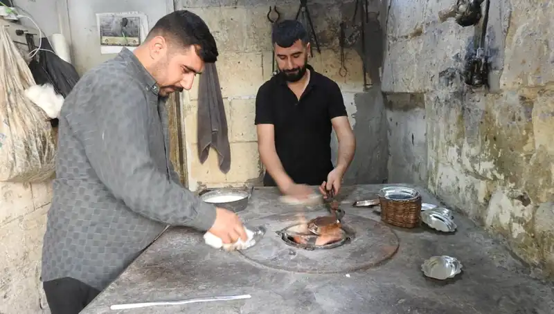 Çırak Bulamayan Usta: Geleneksel Meslekler Hızla Yok Oluyor