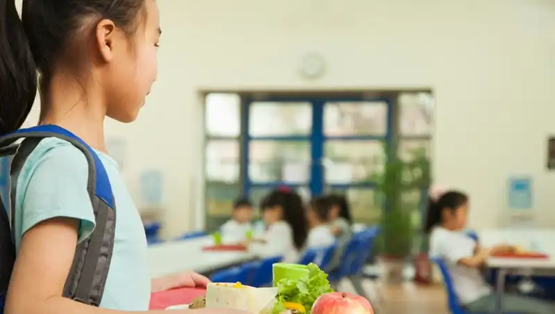 İspanya, Obezite Sorununa Çözüm Arıyor: Yağlı Yiyecekler Menülerden Çıkıyor