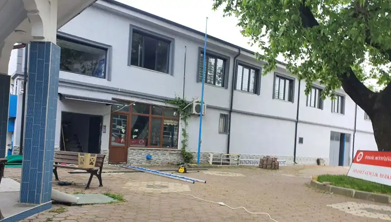 Tabela Takarken Düştü: Yükseklik Korkusu Felsefeye İlham Veriyor