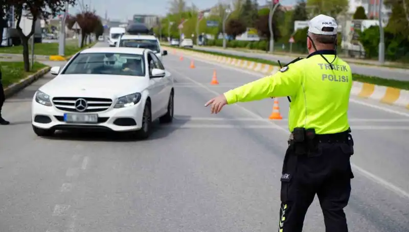 2025 Yılı İçin Yeni Trafik Cezaları: Değişiklikler ve Artışlar Neler?