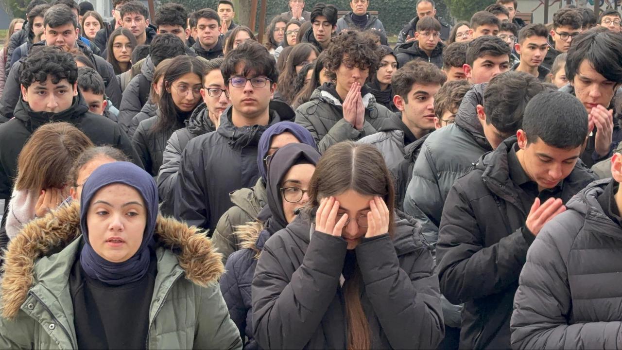 Okul Yangınında Kaybedilen Öğrenciler Unutulmadı