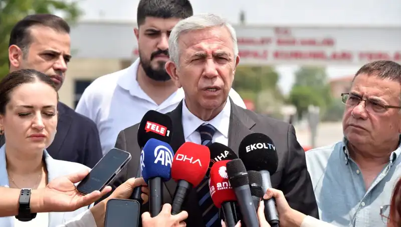 Mansur Yavaş'tan Muhittin Böcek'e Önemli Ziyaret ve Mesajlar
