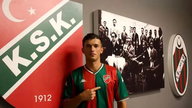 Karşıyaka Spor Kulübü Transfer Hamleleriyle Gözleri Üzerine Çekiyor
