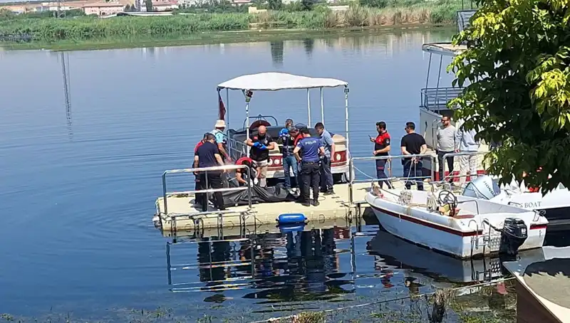 Fırat Nehri'nde Gizemli Bir Erkek Cesedi Bulundu: Olayın Perde Arkası